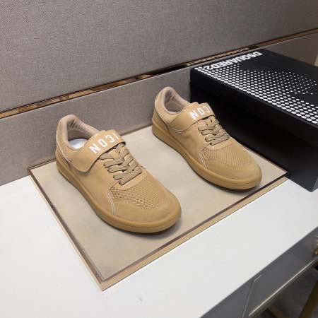 2026年5月8日入荷新品Dsquared2  カジュアルシ...