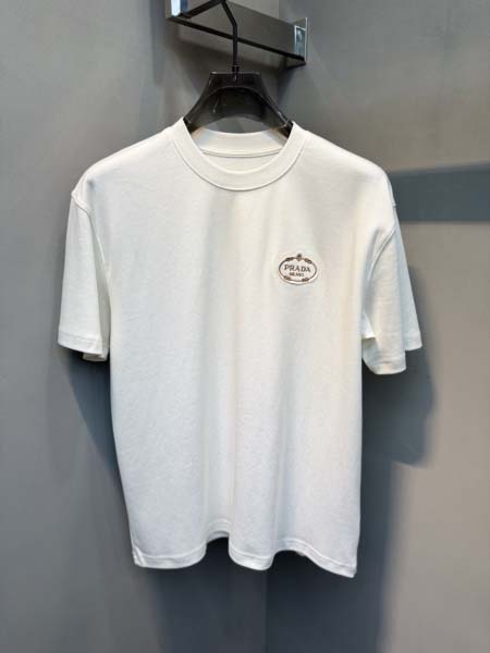 2026年5月11日入荷新作Prada半袖Tシャツ春夏高品質...