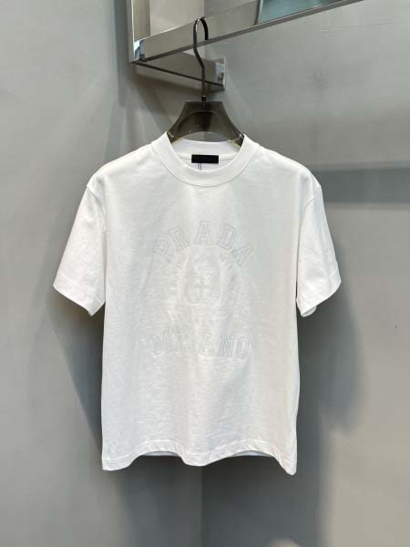 2026年5月11日入荷新作Prada半袖Tシャツ春夏高品質...