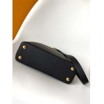 2026年5月11日入荷Louis Vuitton バッグM14382 M14396  IvyCapucines Mini  Taurillon LV Initials     21高品質新作/誕生日プレゼント/XS工場
