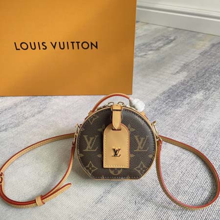 2026年5月11日入荷Louis Vuitton バッグM...