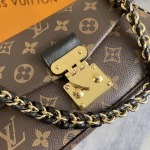 2026年5月11日入荷Louis Vuitton バッグM27266 East West Trunkie  Monogram   S-lock 25X15X6cm高品質新作/誕生日プレゼント/XS工場