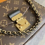 2026年5月11日入荷Louis Vuitton バッグM14526M28137Trunkie  Monogram   S-lock 27 x 16 x 8 高品質新作/誕生日プレゼント/XS工場