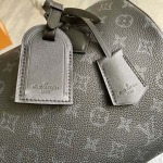 2026年5月11日入荷Louis Vuitton バッグM13904  Monogram   Pharrell Williams    22 x 18 x 32 高品質新作/誕生日プレゼント/XS工場