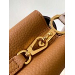 2026年5月11日入荷Louis Vuitton バッグCapucines  Taurillon   LV  31.05 x 20.0 x 11.0    27.0 x 17.3高品質新作/誕生日プレゼント/XS工場