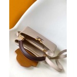 2026年5月11日入荷Louis Vuitton バッグCapucines  Taurillon   LV  31.05 x 20.0 x 11.0    27.0 x 17.高品質新作/誕生日プレゼント/XS工場