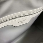2026年5月11日入荷Louis Vuitton バッグM25670  Sedy Soft 30   Minigram Bold  2025  Monogram 2024  tite Malle   21.0 x 17.高品質新作/誕生日
