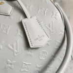 2026年5月11日入荷Louis Vuitton バッグM25670  Sedy Soft 30   Minigram Bold  2025  Monogram 2024  tite Malle   21.0 x 17.高品質新作/誕生日