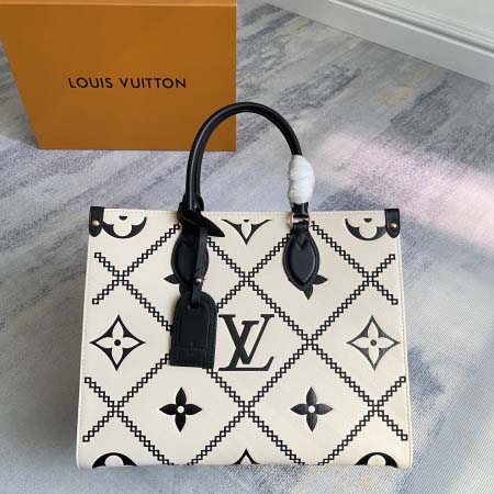 2026年5月11日入荷Louis Vuitton バッグM...