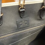 2026年5月11日入荷Louis Vuitton バッグM46016  ONTHEGO   Onthego  Monogram Empreinte    35 x 27 x 14 高品質新作/誕生日プレゼント/XS工場