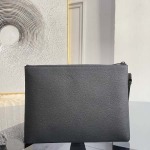 2026年5月11日入荷Louis Vuitton バッグM69837    LV Aerogram  LV   30.0 x 22.0 x 5.0    LV Aerogram    LV   高品質新作/誕生日プレゼント/XS工場