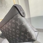 2026年5月11日入荷Louis Vuitton バッグM82543  M82545  monogram shadow  monogram 32 x 21 x 8  高品質新作/誕生日プレゼント/XS工場