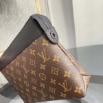 2026年5月11日入荷Louis Vuitton バッグM82543  M82545  monogram shadow  monogram32 x 21 x 8  高品質新作/誕生日プレゼント/XS工場