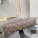 2026年5月11日入荷Louis Vuitton バッグM47542Monogram 26 x 20 x 5 cm  - Monogram- -   高品質新作/誕生日プレゼント/XS工場