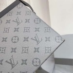 2026年5月11日入荷Louis Vuitton バッグM69535 Monogram Eclie  Monogram Eclie Reverse    27.0 x 21.0 x 6.0高品質新作/誕生日プレゼント/XS工場