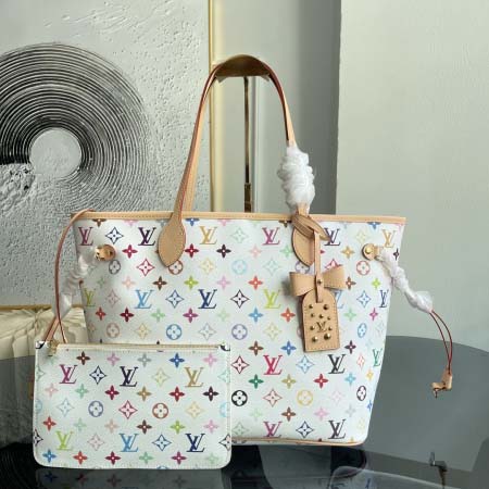 2026年5月11日入荷Louis Vuitton バッグM...