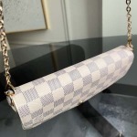 2026年5月11日入荷Louis Vuitton バッグM63106 Pochette Felicie 高品質新作/誕生日プレゼント/XS工場