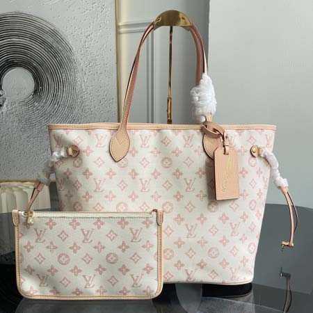 2026年5月11日入荷Louis Vuitton バッグM...