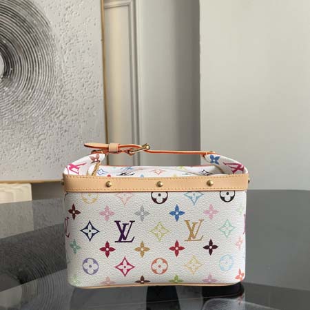 2026年5月11日入荷Louis Vuitton バッグM...