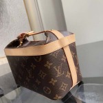 2026年5月11日入荷Louis Vuitton バッグM15350  Cruiser  Cruiser 45  22 x 13.5 x 12  高品質新作/誕生日プレゼント/XS工場