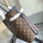 2026年5月11日入荷Louis Vuitton バッグM11946 M12061 M14994   M12106 M12099 M12109 Monogram 28 x 14 x 31 高品質新作/誕生日プレゼント/XS工場