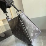2026年5月11日入荷Louis Vuitton バッグM11741  POCHETTE ACCESSOIRE Jh  Pochette Accessoire XL Monogram Eclipse  1990 28X16.5  高品質新