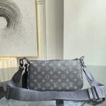 2026年5月11日入荷Louis Vuitton バッグM11741  POCHETTE ACCESSOIRE Jh  Pochette Accessoire XL Monogram Eclipse  1990 28X16.5  高品質新