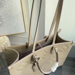 2026年5月11日入荷Louis Vuitton バッグONTHEGO M45595    Onthego   Monogram  Monogram 34-26-15 cm高品質新作/誕生日プレゼント/XS工場