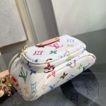 2026年5月11日入荷Louis Vuitton バッグM28326  MINI BUMBAG   LV Gradient   Monogram Empreinte  Monogram    高品質新作/誕生日プレゼント/XS工場