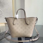 2026年5月11日入荷Louis Vuitton バッグM27599M25861M14395 M14317 M11842M24930M24930M21848  M21849M21909 M26420  M23196MBlossom  高品