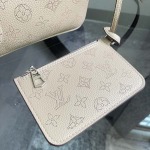 2026年5月11日入荷Louis Vuitton バッグM27599M25861M14395 M14317 M11842M24930M24930M21848  M21849M21909 M26420  M23196MBlossom  高品