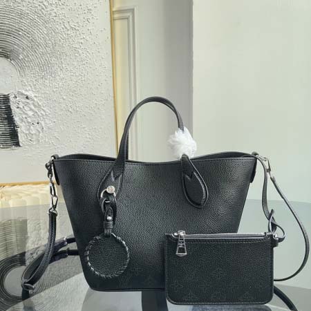 2026年5月11日入荷Louis Vuitton バッグM...