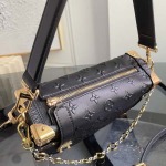 2026年5月11日入荷Louis Vuitton バッグM28570  Nicolas Ghesqui re   Monogram   S-lock   23.5 x 16.0 x 8.5高品質新作/誕生日プレゼント/XS工場