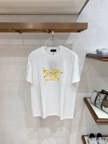 2026年6月2日入荷春夏新作ARCTERYX半袖Tシャツ高...