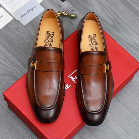 2026年7月6日入荷新品Ferragamoカジュアルシュー...
