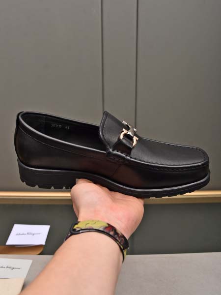 2026年7月13日入荷新品Ferragamoカジュアルシュ...
