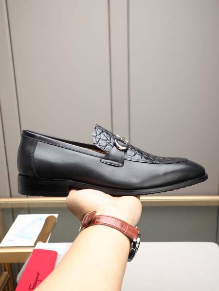 2026年7月13日入荷新品Ferragamoカジュアルシュ...