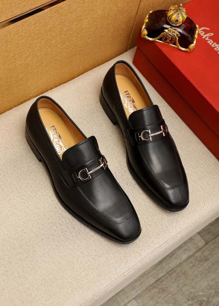 2026年7月16日入荷新品Ferragamoカジュアルシュ...