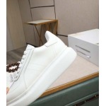 2026年7月17日入荷新品Alexander McQueenカジュアルシューズ/スニーカー｜メンズ靴人気本革製ギフト/誕生日/TL工場