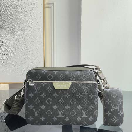 2026年7月19日入荷Louis VuittonM28628  Trio  Monogram Eclipse  2000   25 x 18.5 x 高品質新作/誕生日プレゼント/XS工場