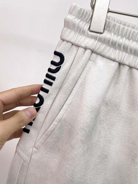 2026年8月18日入荷新作miumiu半ズボン高品質★ファッション/誕生日プレゼント/贈り物/DM工場