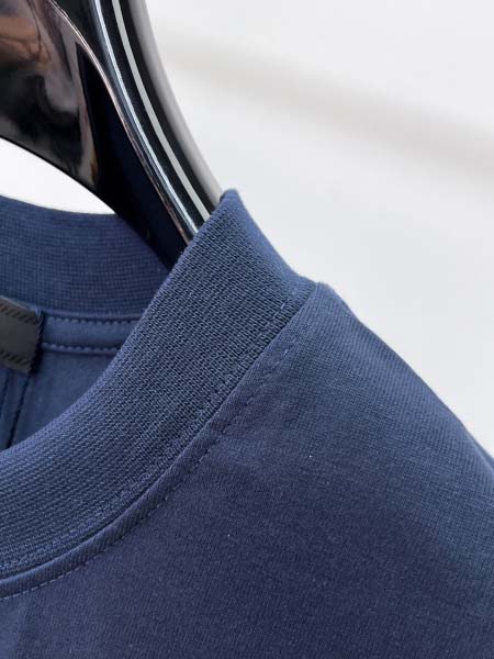 2026年8月18日入荷新作Prada半袖 tシャツ高品質★ファッション/誕生日プレゼント/贈り物/DM工場