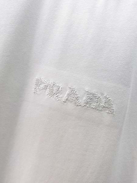 2026年8月18日入荷新作Prada半袖 tシャツ高品質★ファッション/誕生日プレゼント/贈り物/DM工場