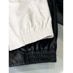 2026年8月7日入荷秋冬新作Miu miuジャケット高級品/LD工場