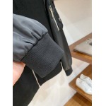 2026年8月7日入荷秋冬新作Pradaジャケット高級品/LD工場