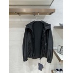 2026年8月7日入荷秋冬新作Pradaジャケット高級品/LD工場