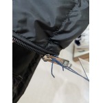 2026年8月7日入荷秋冬新作Pradaジャケット高級品/LD工場