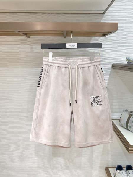 2026年8月18日入荷新作miumiu半ズボン高品質★ファ...