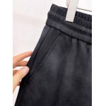 2026年8月18日入荷新作miumiu半ズボン高品質★ファッション/誕生日プレゼント/贈り物/DM工場