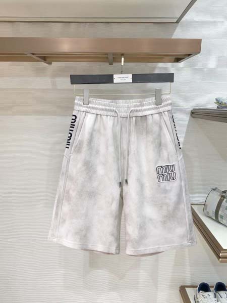 2026年8月18日入荷新作miumiu半ズボン高品質★ファ...